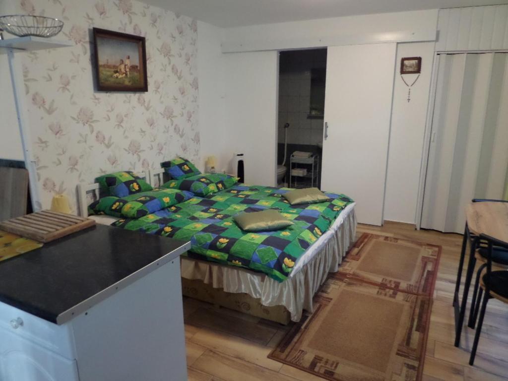 Bori Apartmanok Hajduszoboszlo Exterior photo